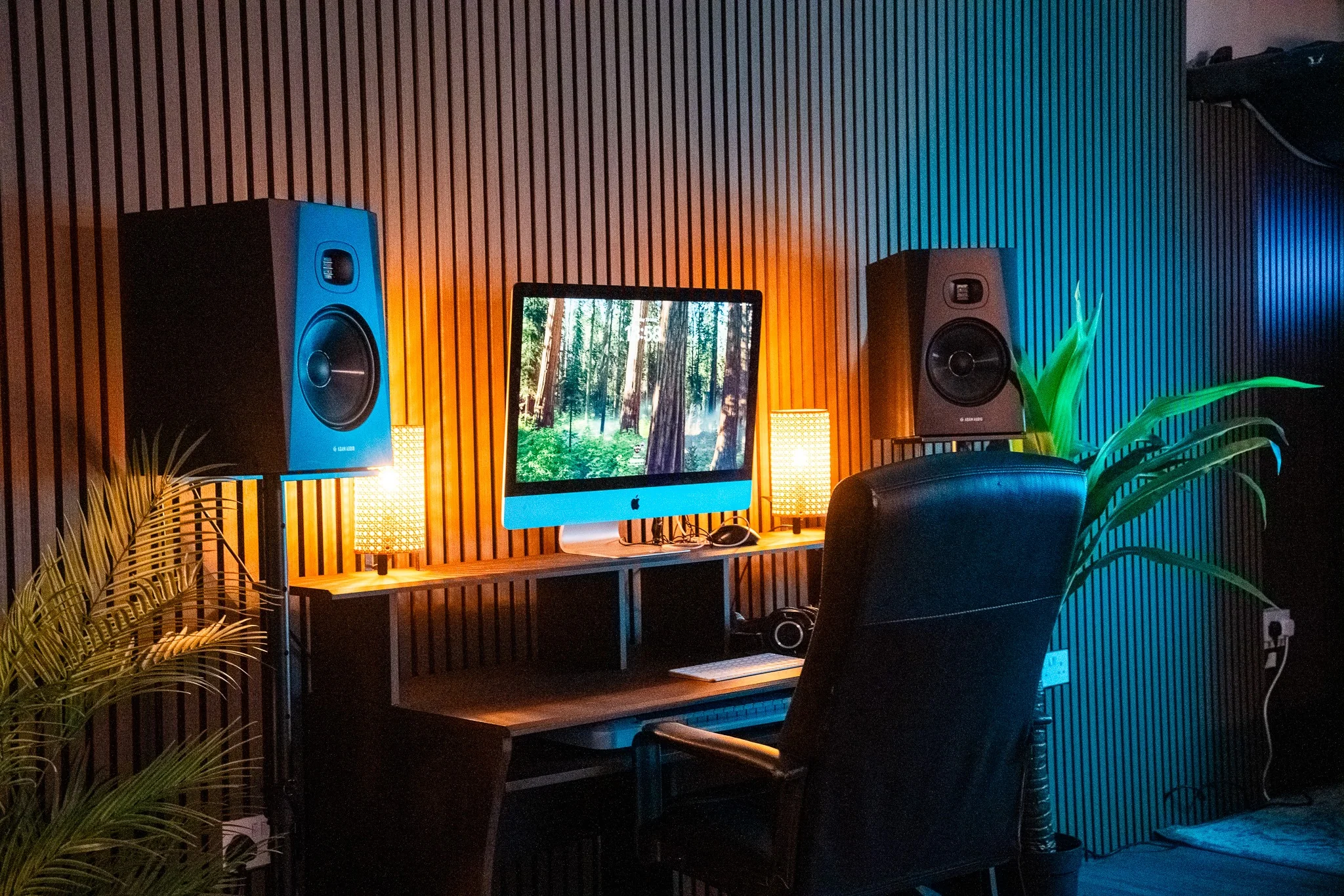 Silkcrayon studio workstation and monitors